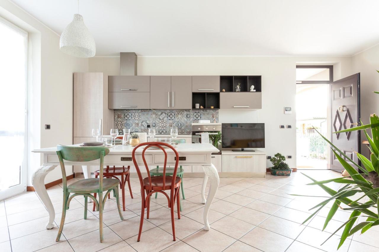 Apartment Misiadele Carnago Екстериор снимка