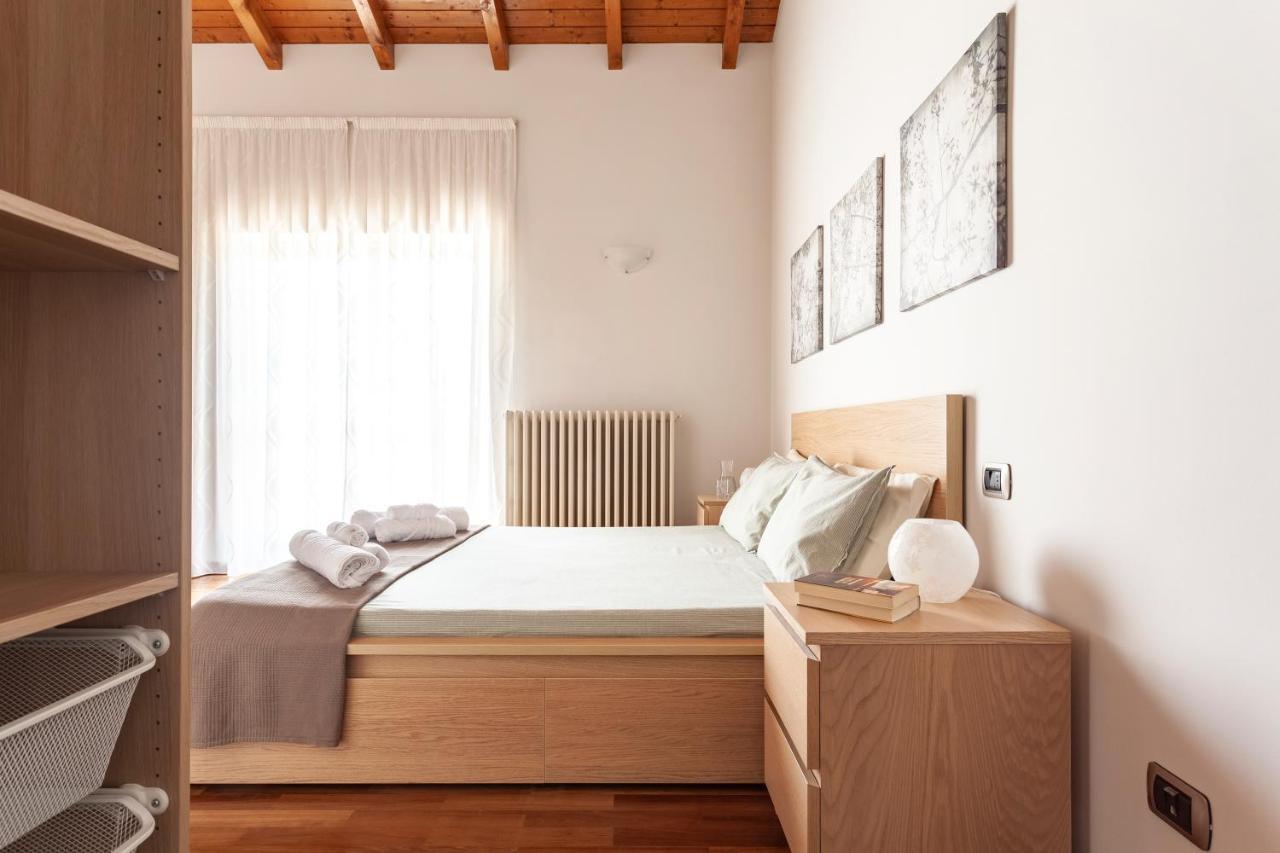 Apartment Misiadele Carnago Екстериор снимка